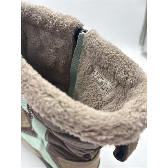 Keen Boots  Womens Size 10  200 Gram Insulation Dry Snow - Picture 4 of 7